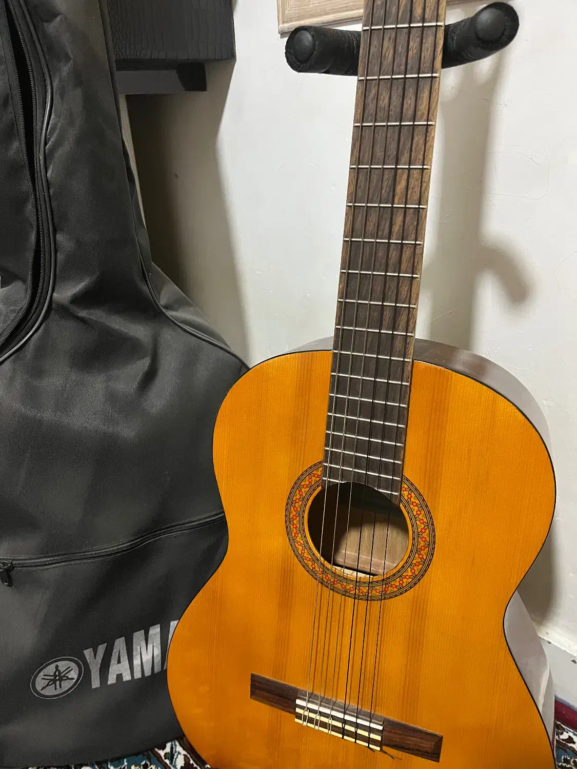 گیتار یاماها c40 اندونزی|گیتار، بیس، امپلیفایر|خرم‌آباد, |دیوار