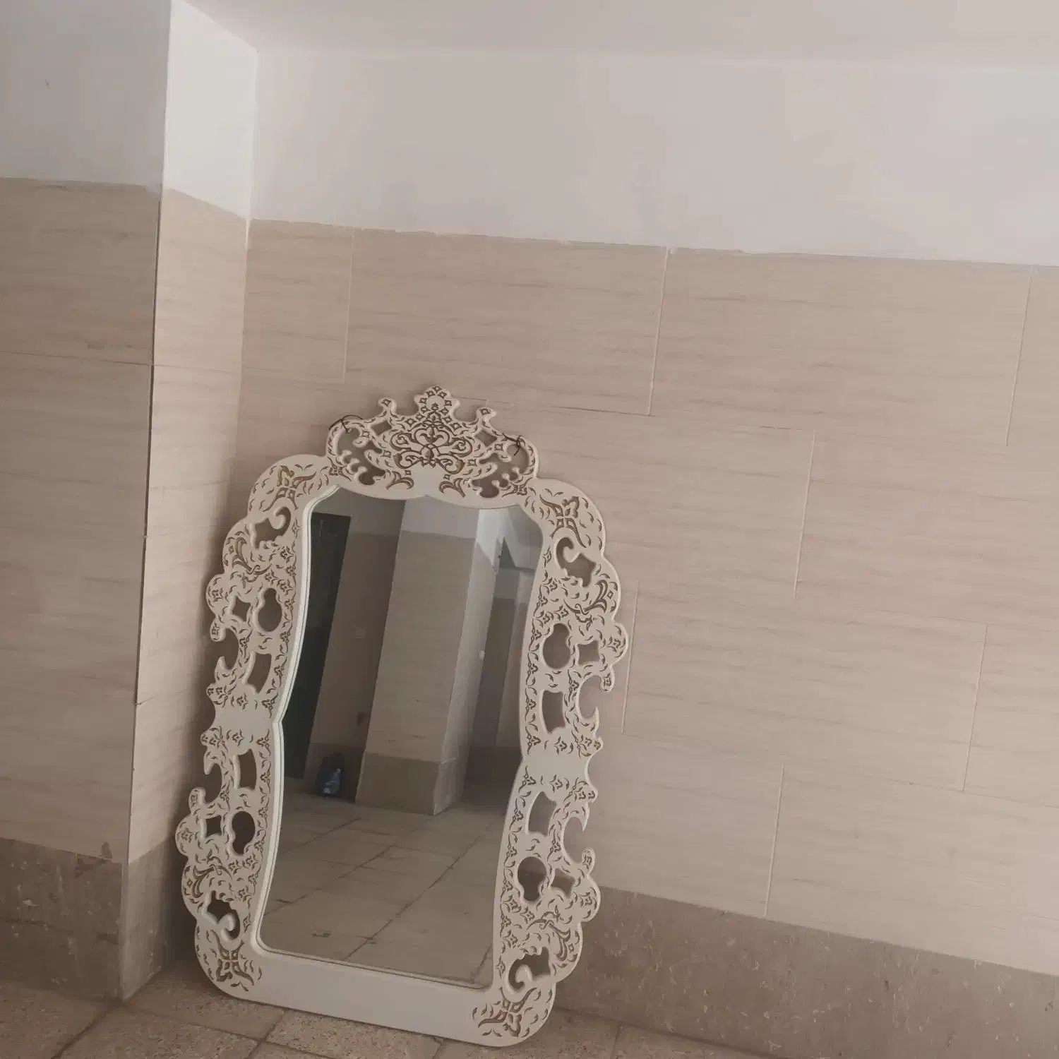 تخت خواب دونفره|تخت و سرویس خواب|مشکیندشت, |دیوار