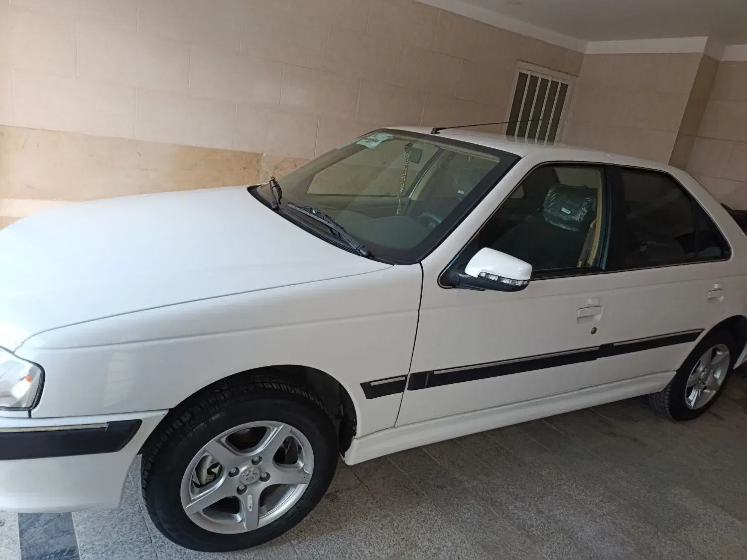 پژو پارس401 درحدصفر سفارشی|خودرو سواری و وانت|قم, عمار یاسر|دیوار