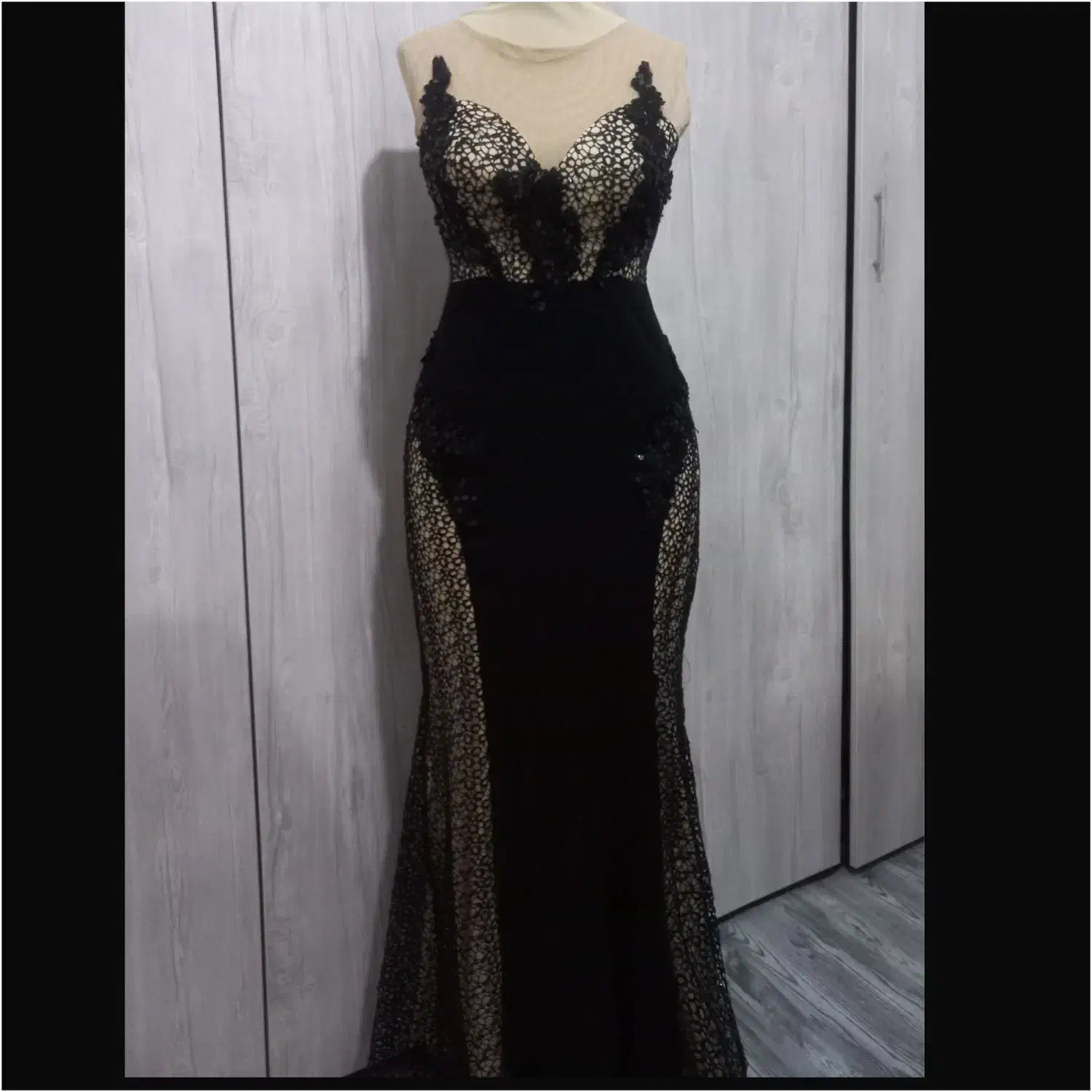 لباس مجلسی نو|لباس|مشکین‌دشت, |دیوار