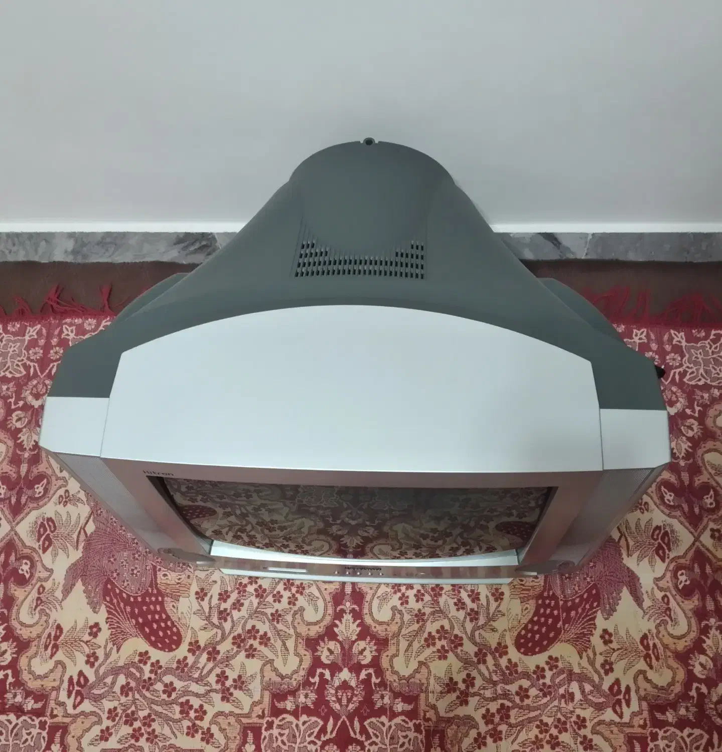 تلویزیون|تلویزیون و پروژکتور|رشت, رودباری|دیوار