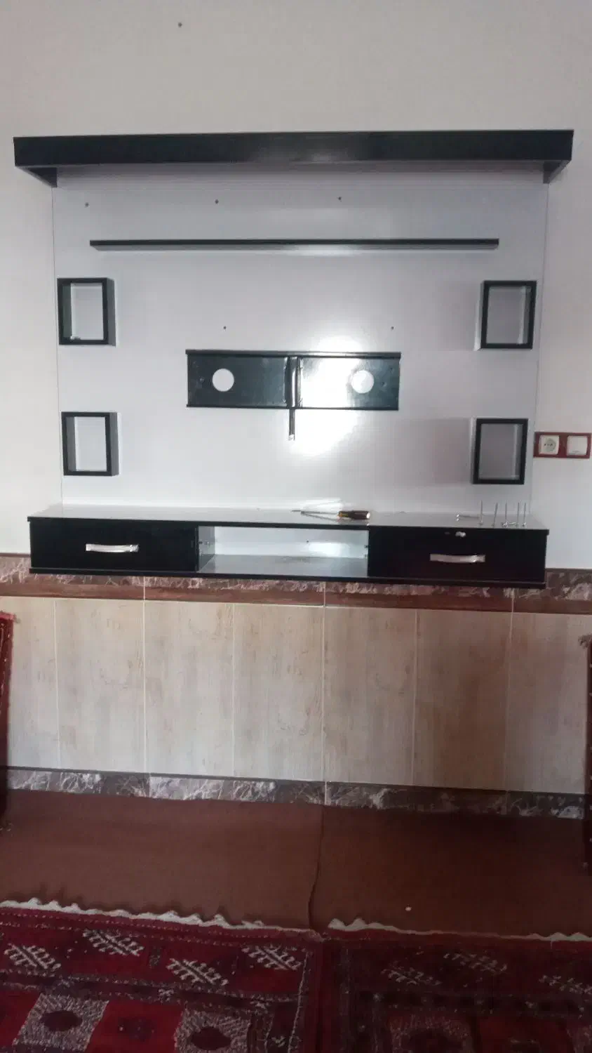 میز‌تی‌وی‌دیواری|میز تلویزیون|سیمین شهر, |دیوار