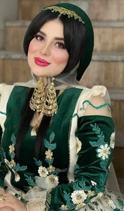 ارائه خدمات میکاپ و زلف|خدمات آرایشگری و زیبایی|یاسوج, |دیوار