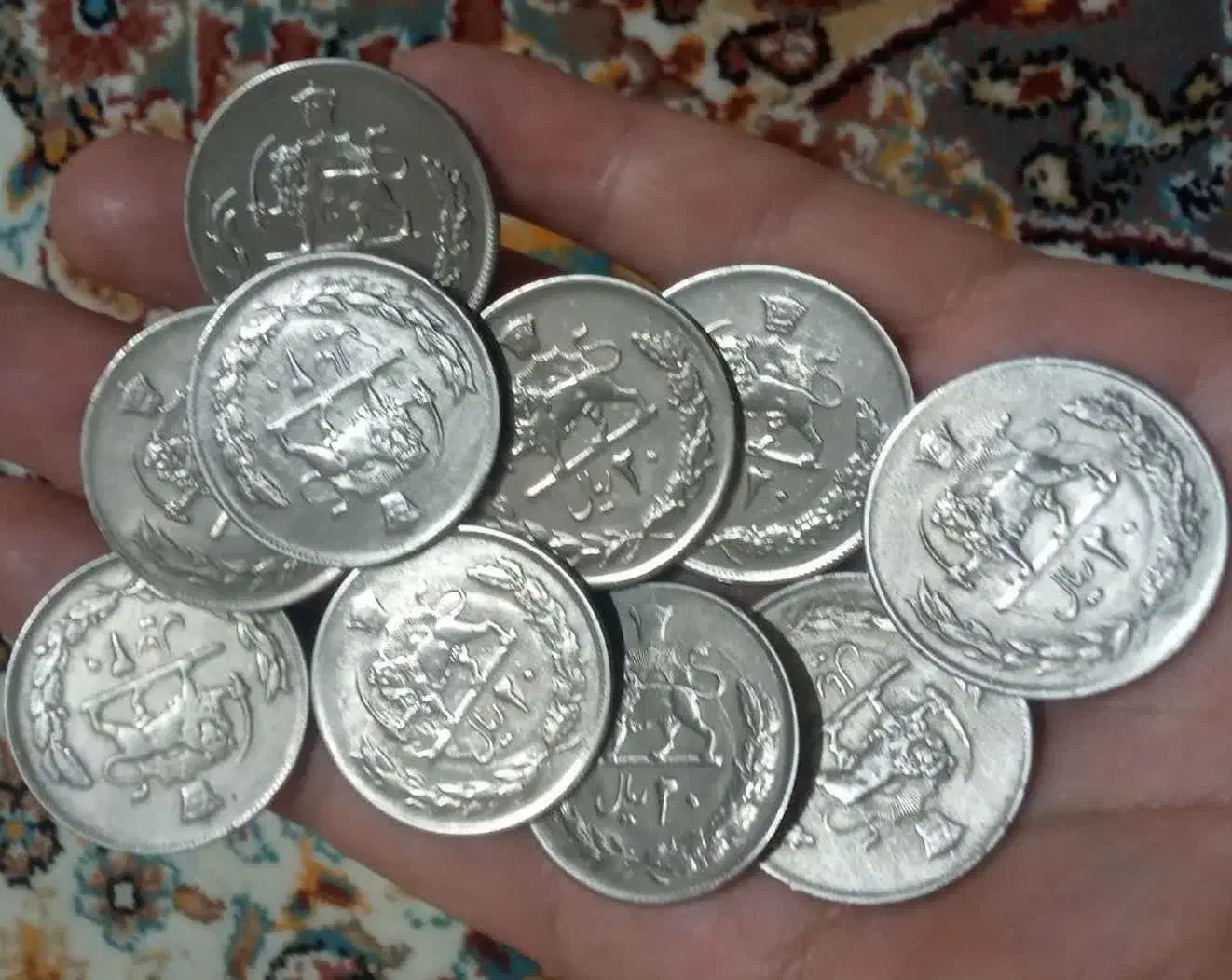 ۵۰ عدد بیست ریالی قدیمی|کلکسیون سکه، تمبر، اسکناس|کیش, |دیوار