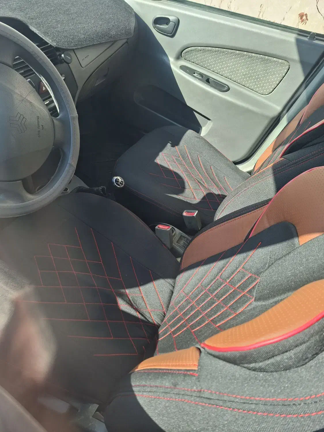 تیبا صندوقدار مدل ۹۳|خودرو سواری و وانت|بیرجند, |دیوار