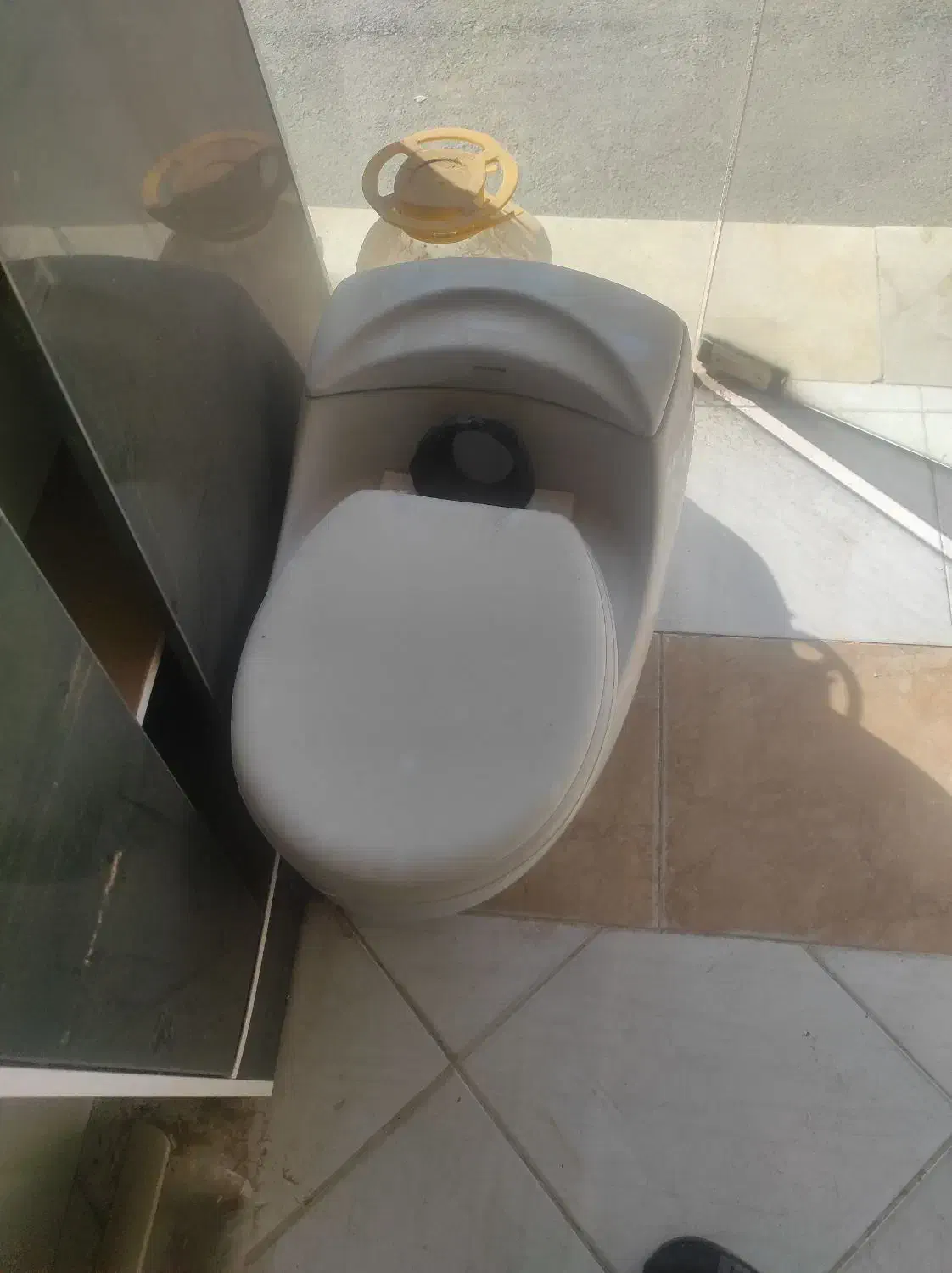 توالت فرنگی سالم|لوازم سرویس بهداشتی|الیگودرز, |دیوار