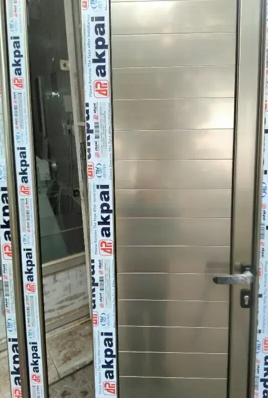 پیمانکاری درب و پنجره دوجداره آکپا برای همکاران|خدمات پیشه و مهارت|تفت, |دیوار