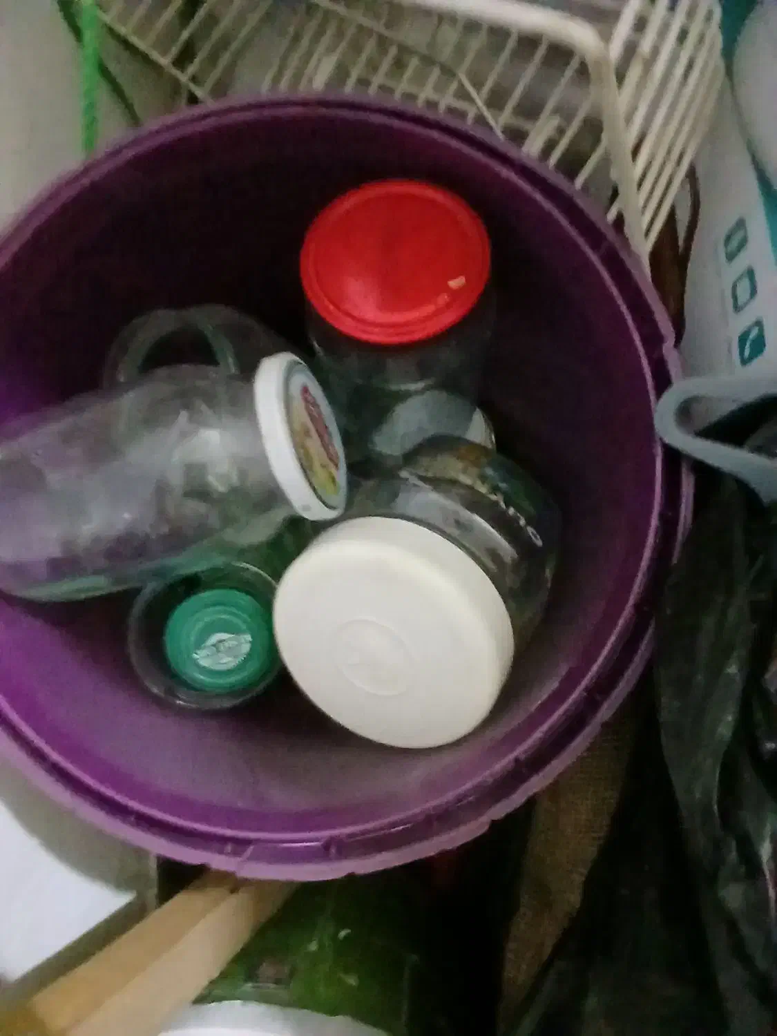 انواع دبه ۶لیتری و۱۰لیتری و...شیشه هانونو|ظروف نگهدارنده، پلاستیکی، یک‌بارمصرف|جوین, |دیوار