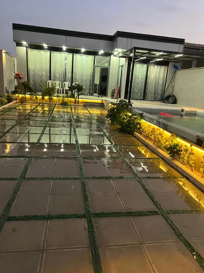 ویلاباغ۳۰۰مترنوساز+مدرن شهرکی رامجین سهیلیه کردان|فروش خانه و ویلا|رامجین, |دیوار