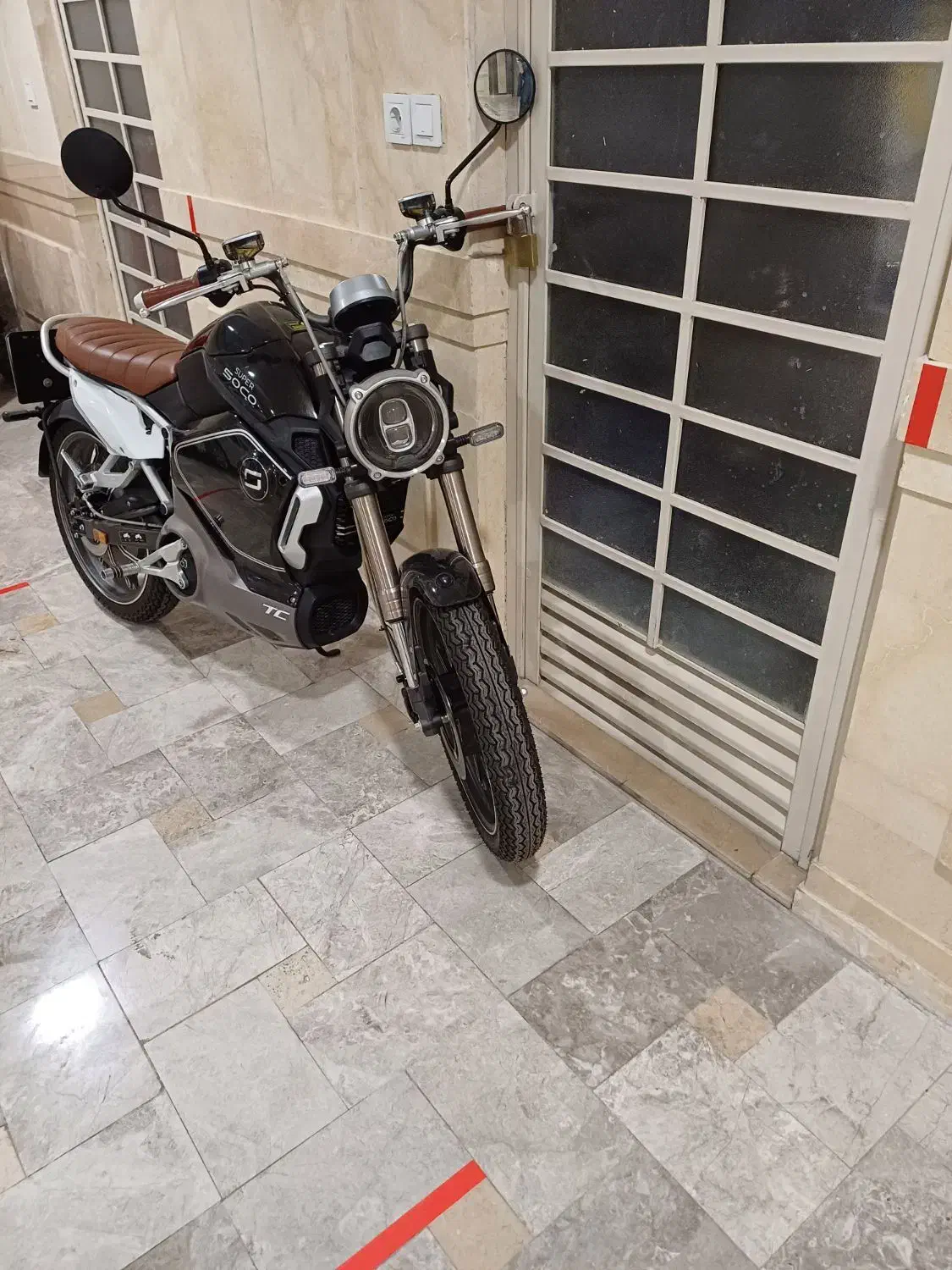 موتورسیکلت برقی سوپر سوکو تی سی ۱۹۰۰ مشکی|موتورسیکلت|تهران, یوسف‌آباد|دیوار