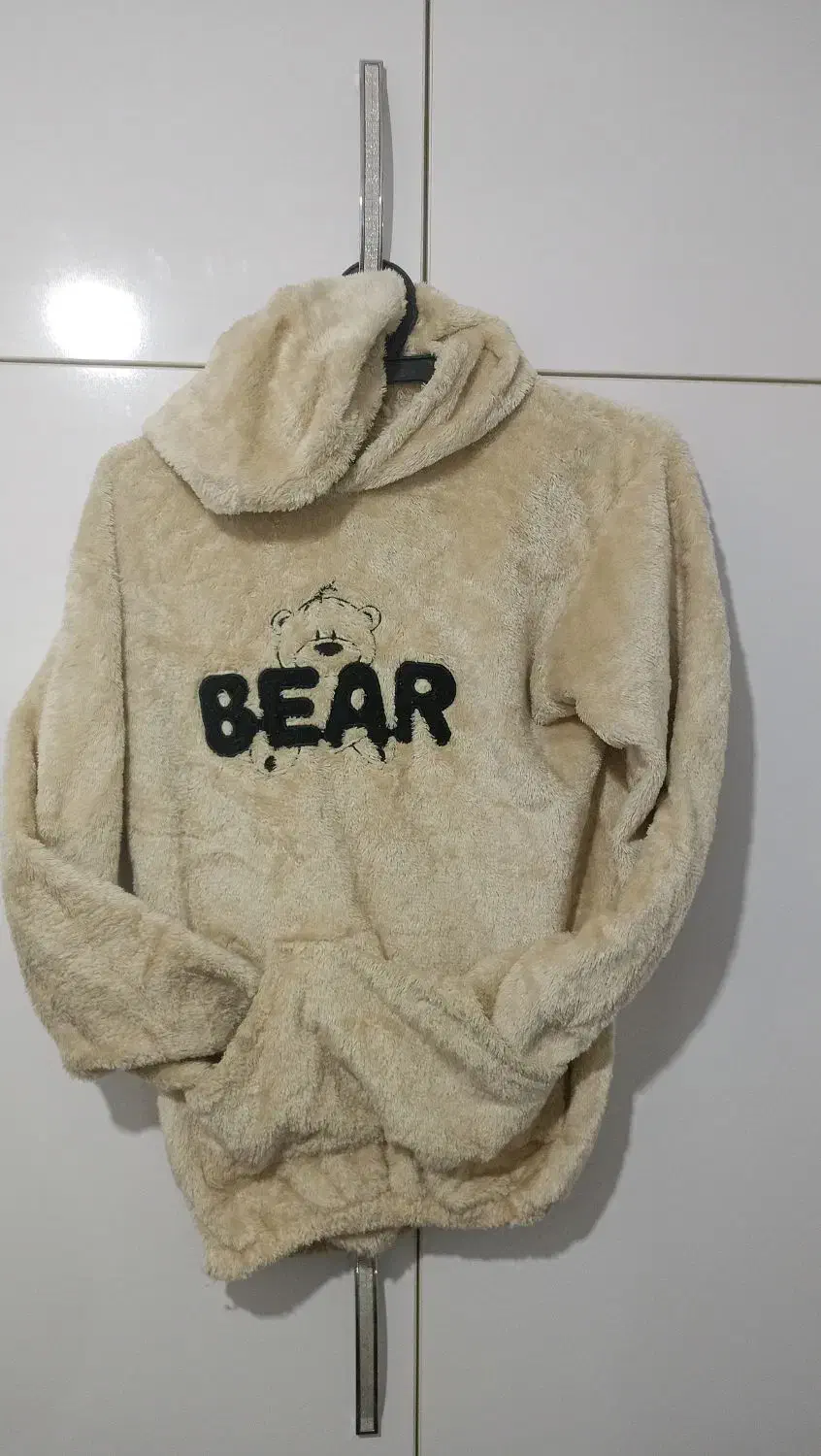 کت سبز مناسب تا۶۰کیلو و ست کرمی ۱۰تا ۱۳سال|لباس|مریوان, |دیوار