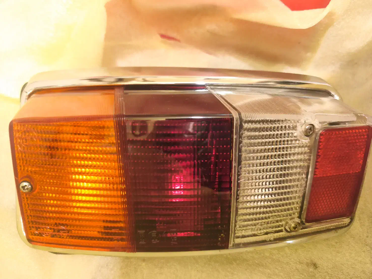 چراغ خطر عقب مینی ماینر ۱۹۶۷،اصلی انگلیسی|قطعات یدکی و لوازم جانبی|تهران, سنائی|دیوار