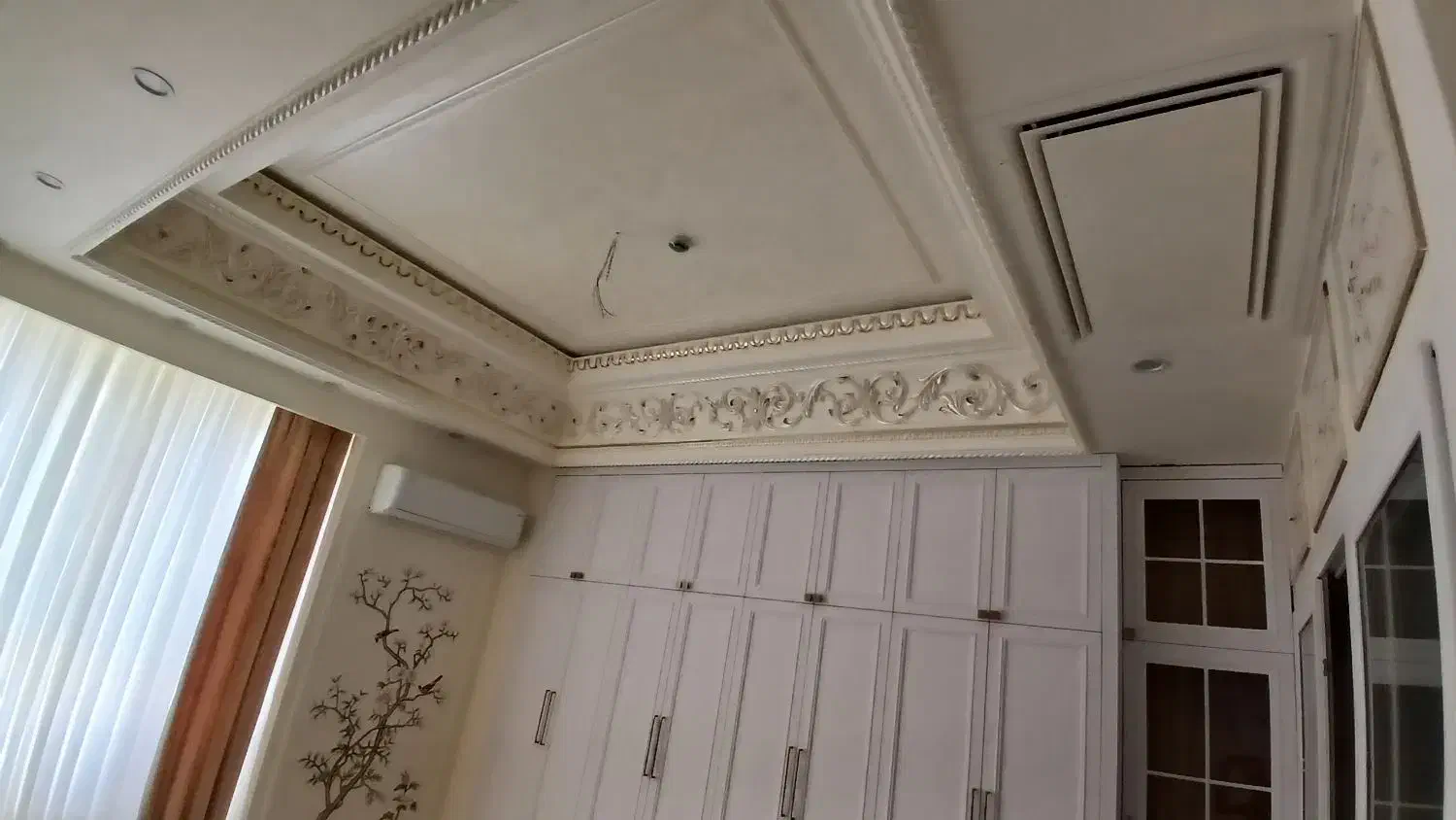 شاگرد یا اوستا برایه کار نقاشی ساختمان فوری|استخدام معماری، عمران و ساختمانی|کرمان, |دیوار