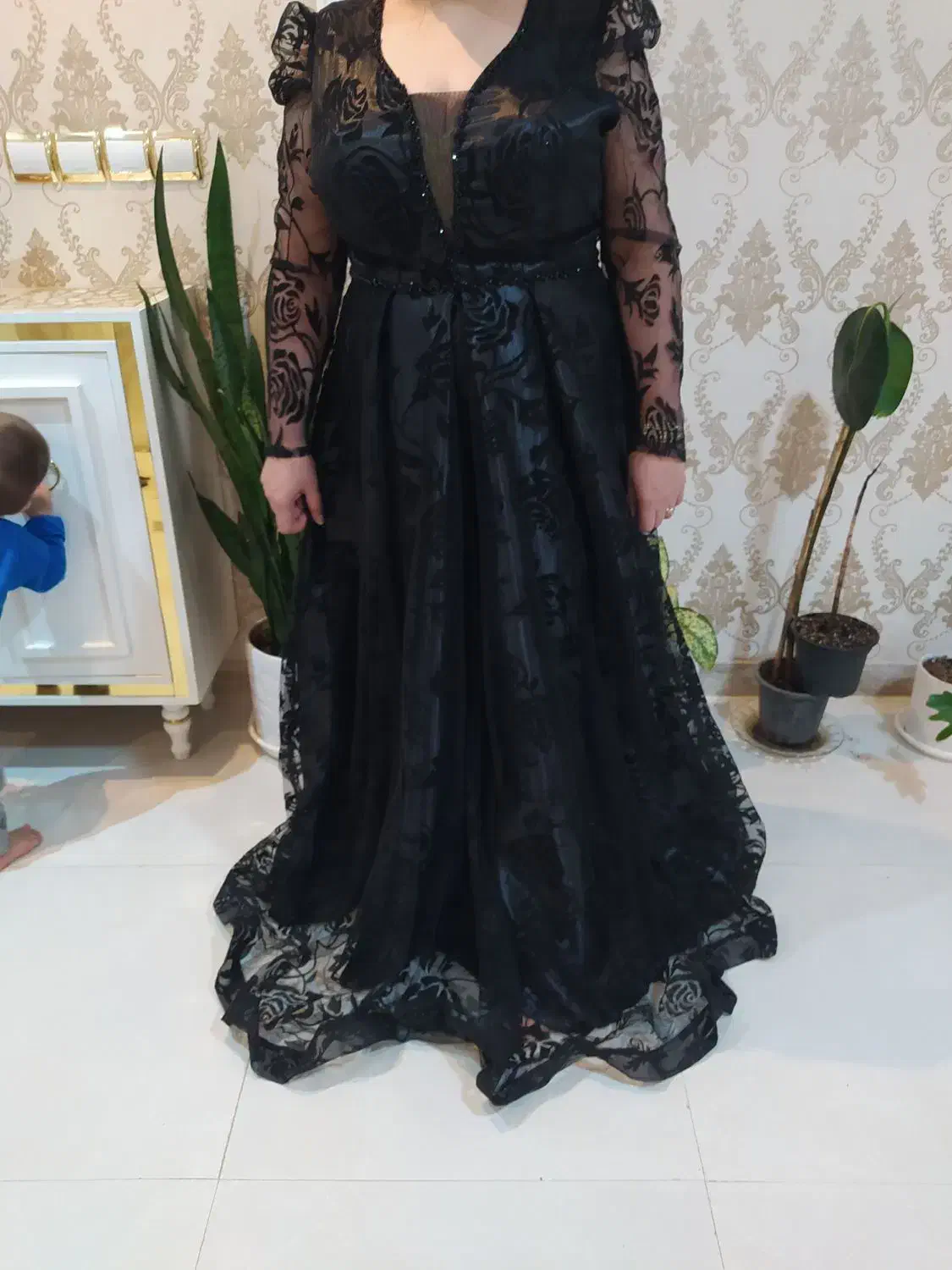 لباس مجلسی|لباس|گرمه, |دیوار