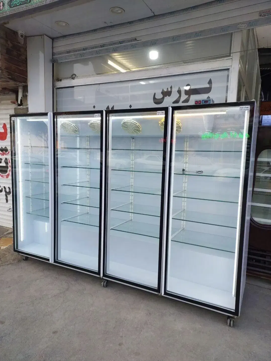 یخچال ویترینی (کد 52) طول 3 متری 4 درب تهران سرما|فروشگاه و مغازه|مشهد, فدک|دیوار