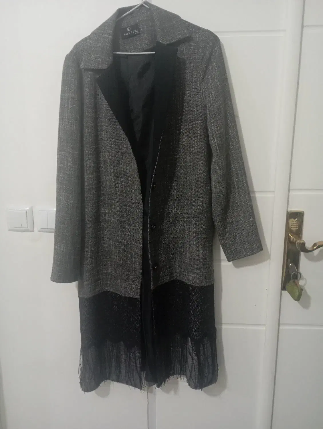 مانتو پاییزه|لباس|سلماس, |دیوار