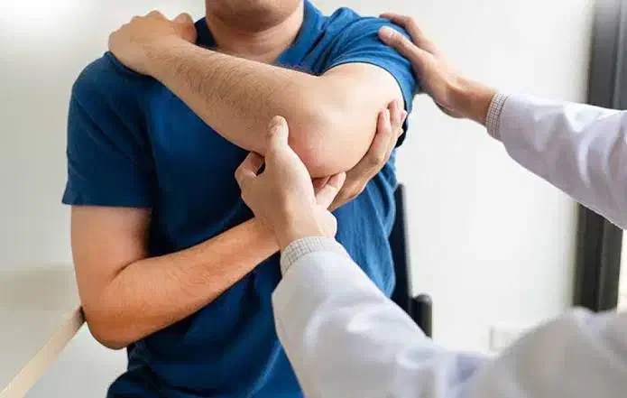 فیزیوتراپی در منزل توسط پزشک|خدمات آرایشگری و زیبایی|شیراز, امام حسین|دیوار