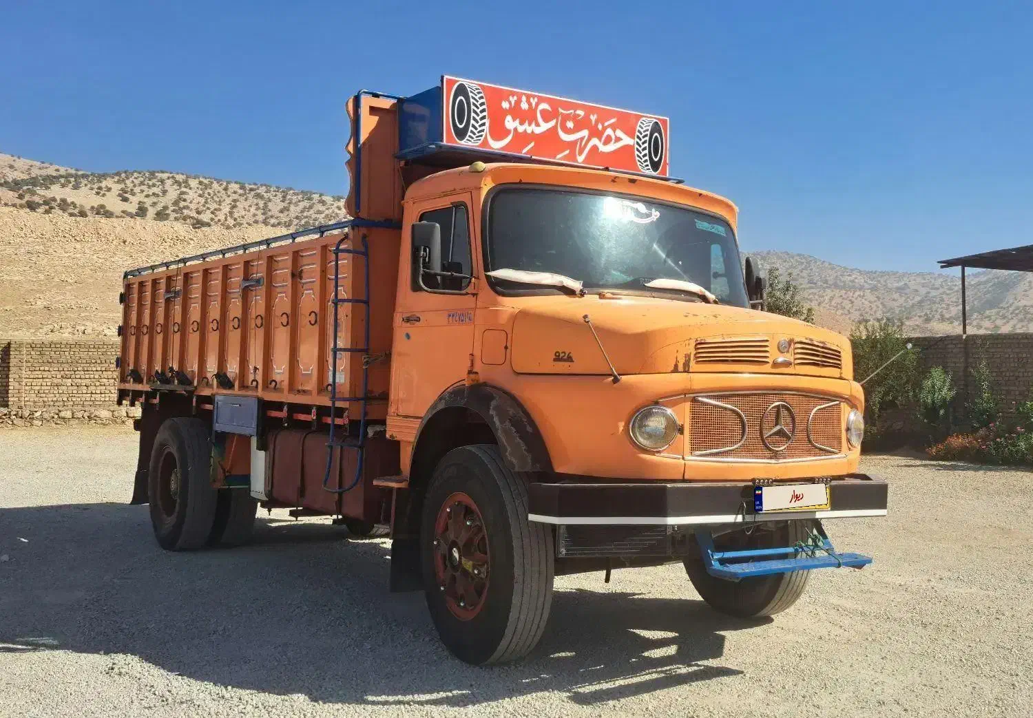 کامیون بنز باری تک جزیی رنگ دارد|خودرو سنگین|رومشکان, |دیوار