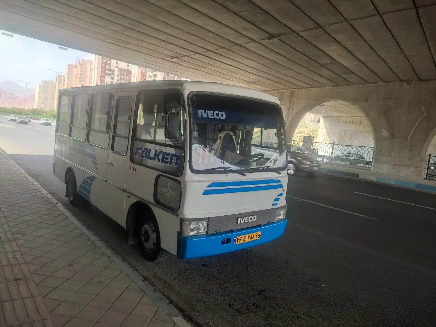 مینی بوس|خودرو سنگین|باسمنج, |دیوار