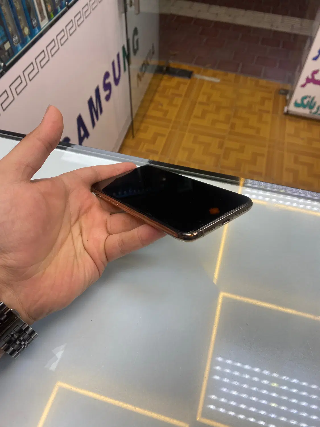 11pro 256|موبایل|لاهیجان, شیشه گران|دیوار
