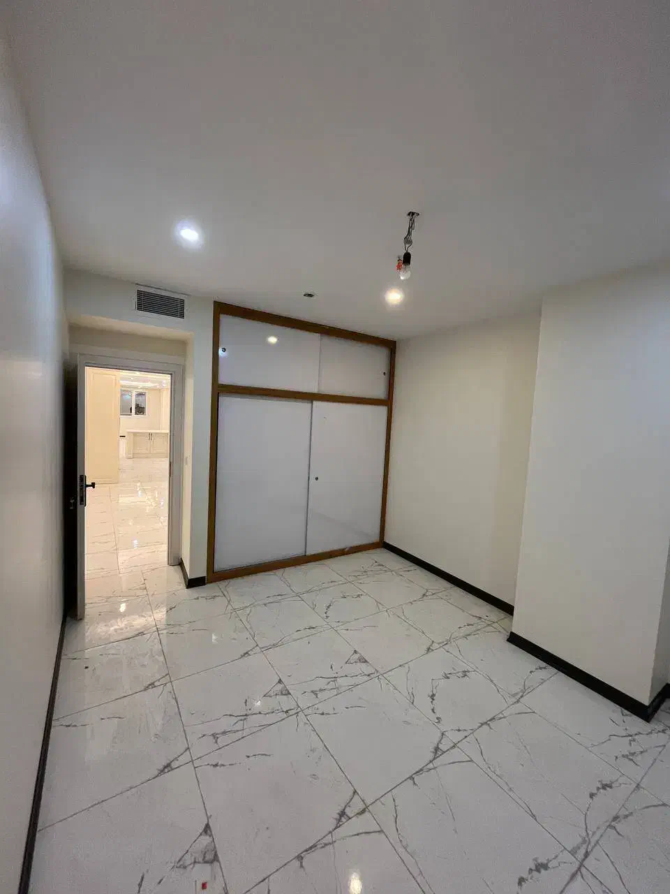 ۲۲۹ متری برج رویال رزیدنس|فروش آپارتمان|ری, شهرری|دیوار