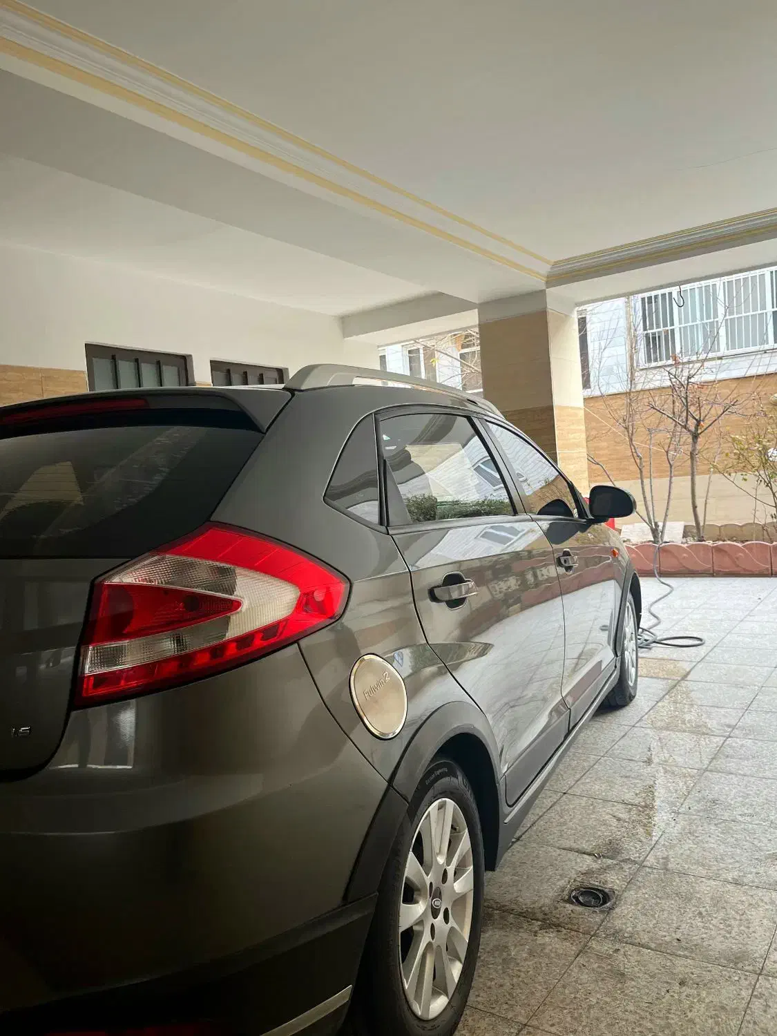 ام وی ام ۳۱۵ مدل ۹۸|خودرو سواری و وانت|شهریار, شهرک وائین|دیوار