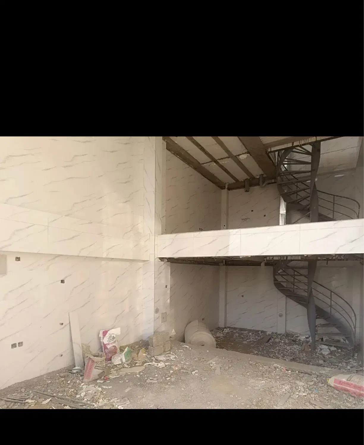 مغازه130متری شهرکبنکداران همدان|فروش مغازه و غرفه|همدان, |دیوار