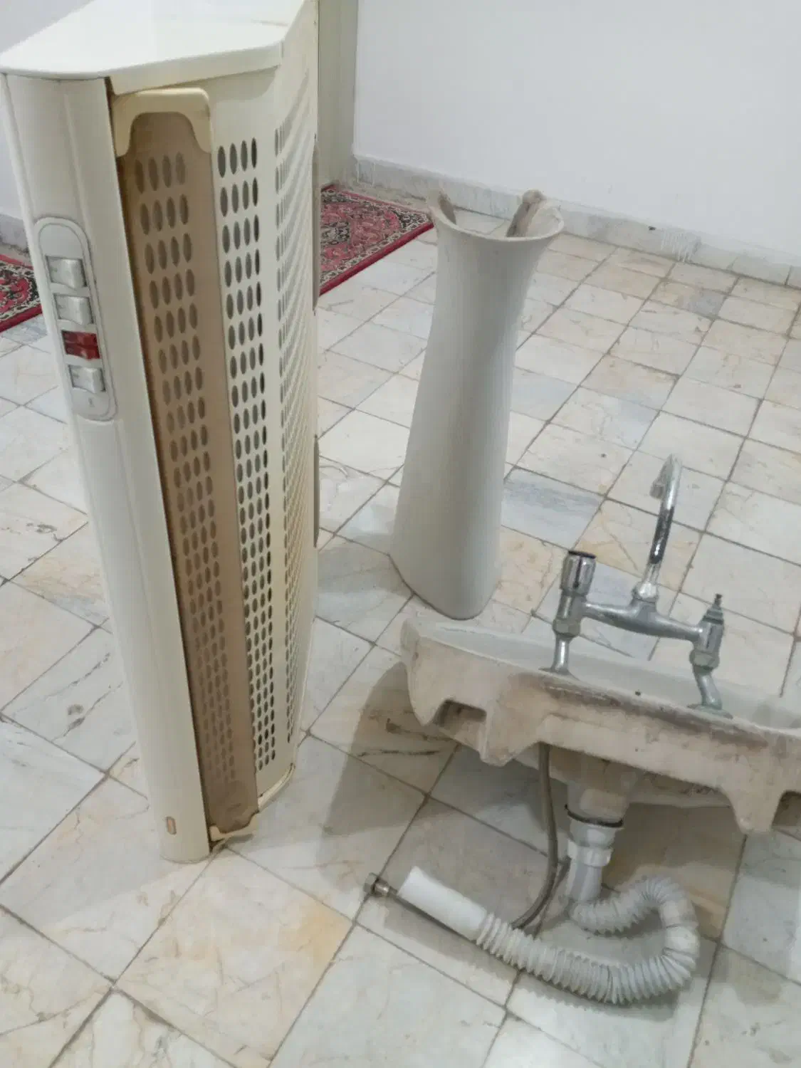 هود و روشویی|هود|اردبیل, |دیوار