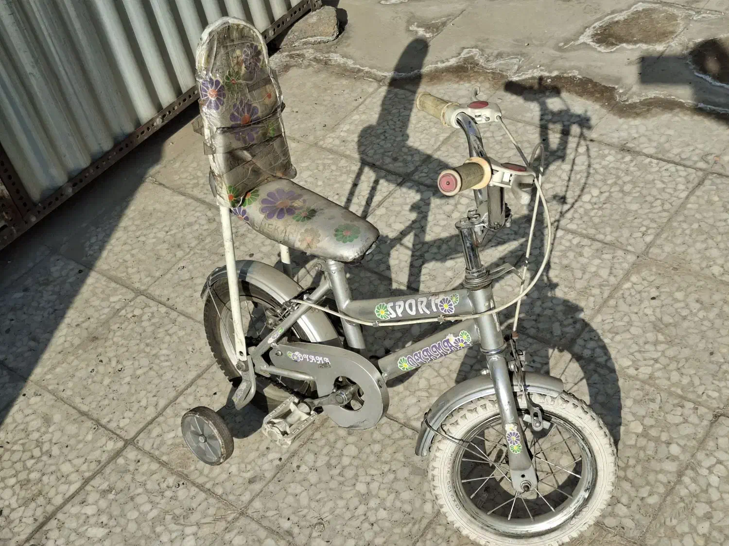 دوچرخه ۱۲ همراه با کمکی|دوچرخه، اسکیت، اسکوتر|تهران, شهرک آزمایش|دیوار