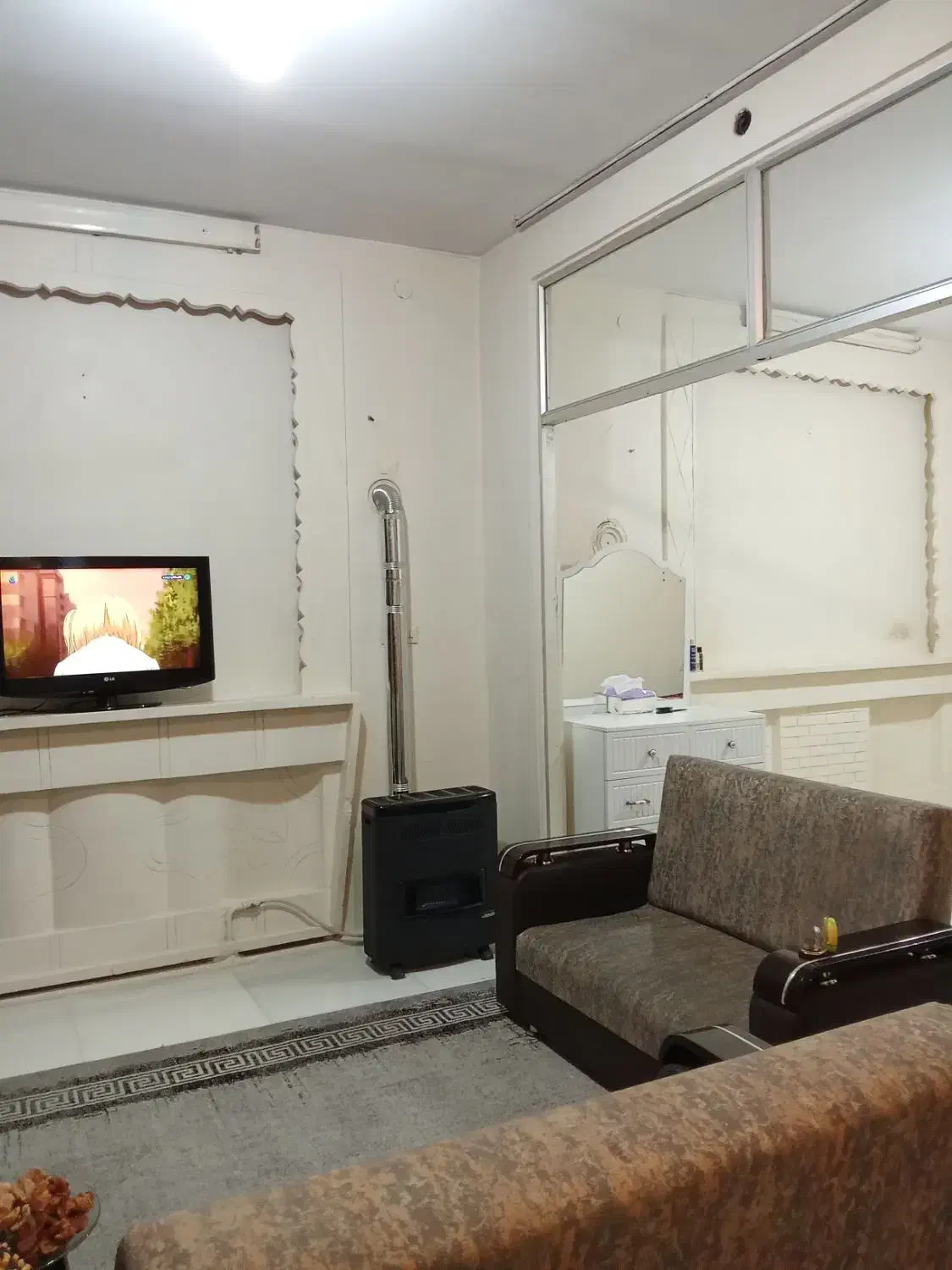 همخونه خانم