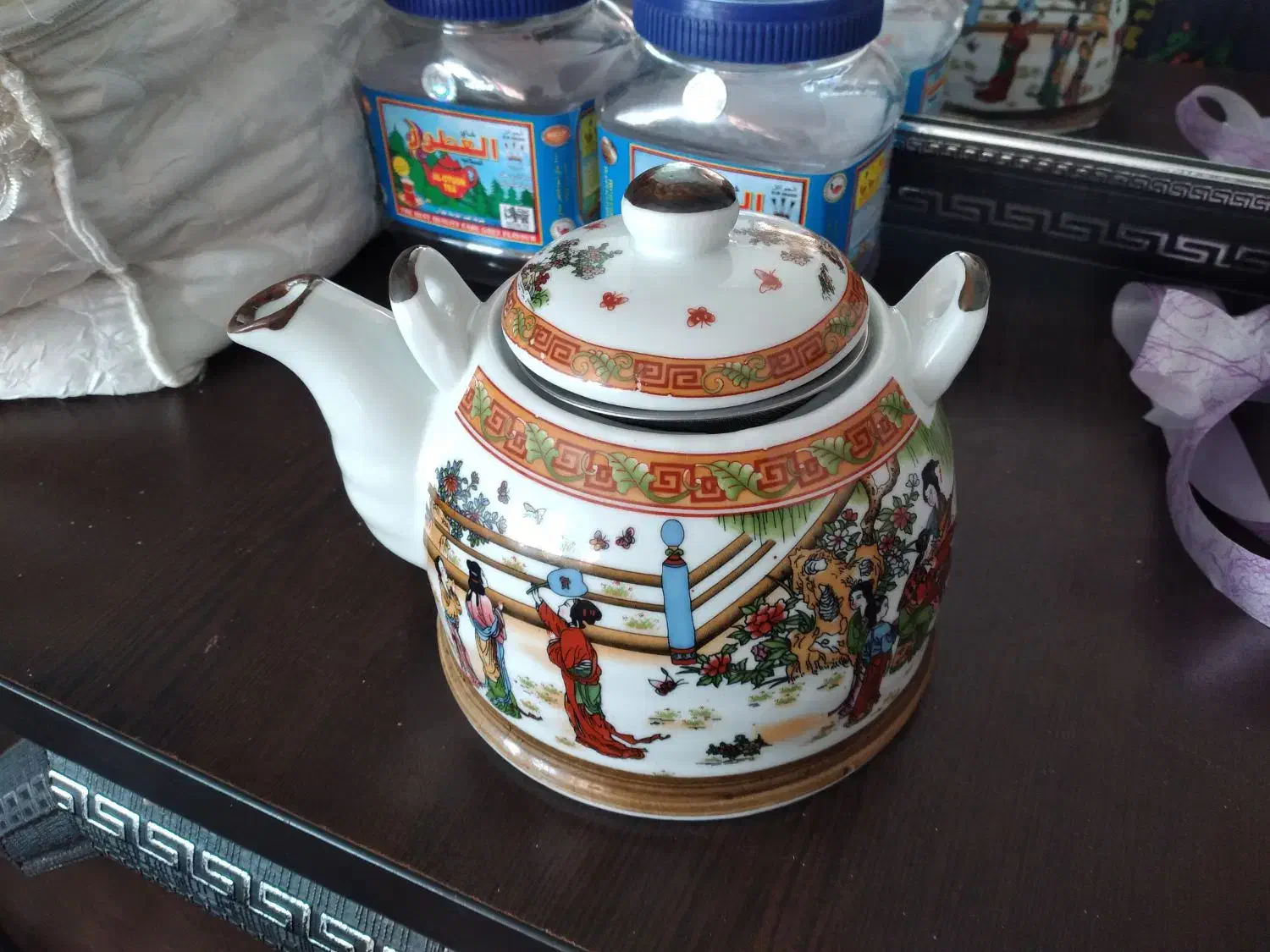 قوری چینی|قوری، کتری، قهوهساز دستی|تهران, سعادتآباد|دیوار