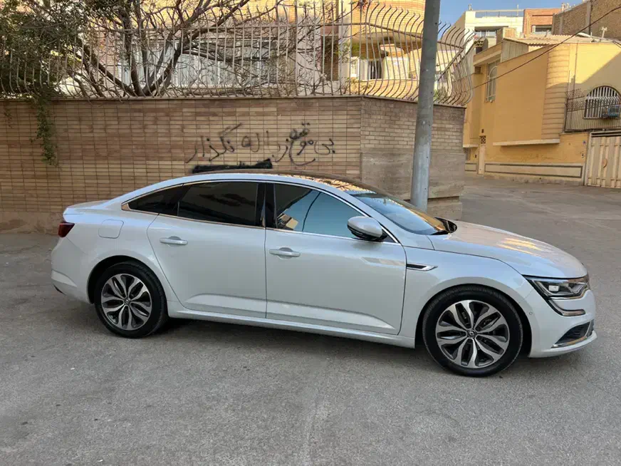 تالیسمان ۲۰۱۷ فول E3 بدون رنگ و صافکاری کم کار|خودرو سواری و وانت|اصفهان, خانه اصفهان|دیوار