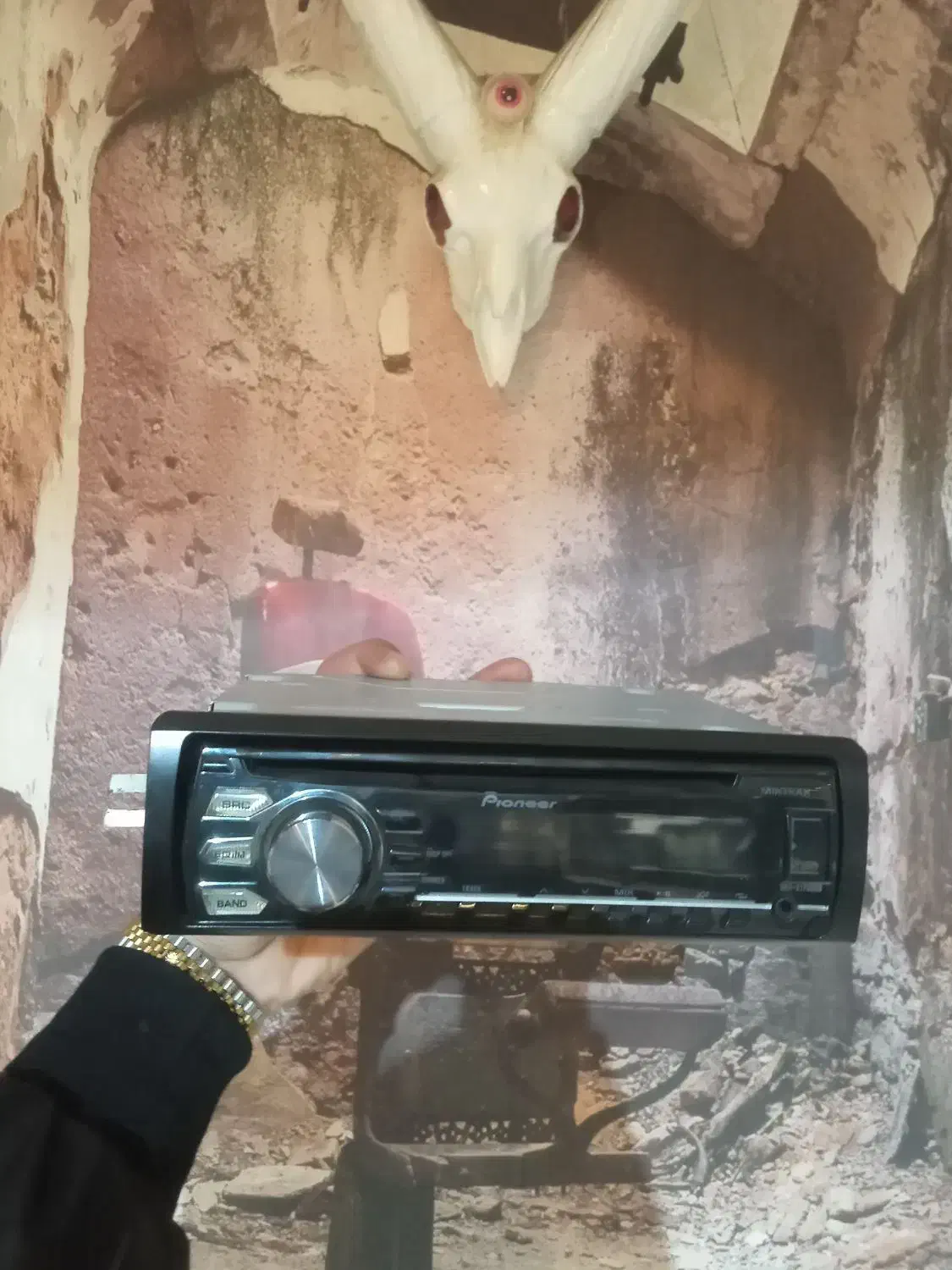 ضبط|صوتی و تصویری|مشهد, وحید|دیوار