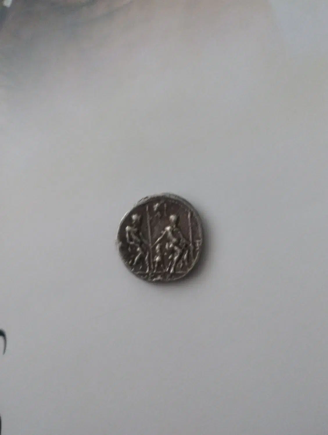 سکه هخامنشیان|کلکسیون اشیاء عتیقه|شهریار, کهنز|دیوار