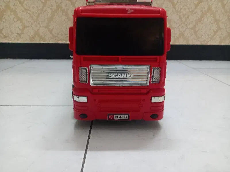 تریلی پلیس ماشین بری|اسباب‌‌بازی|تهران, تهرانسر شمالی|دیوار