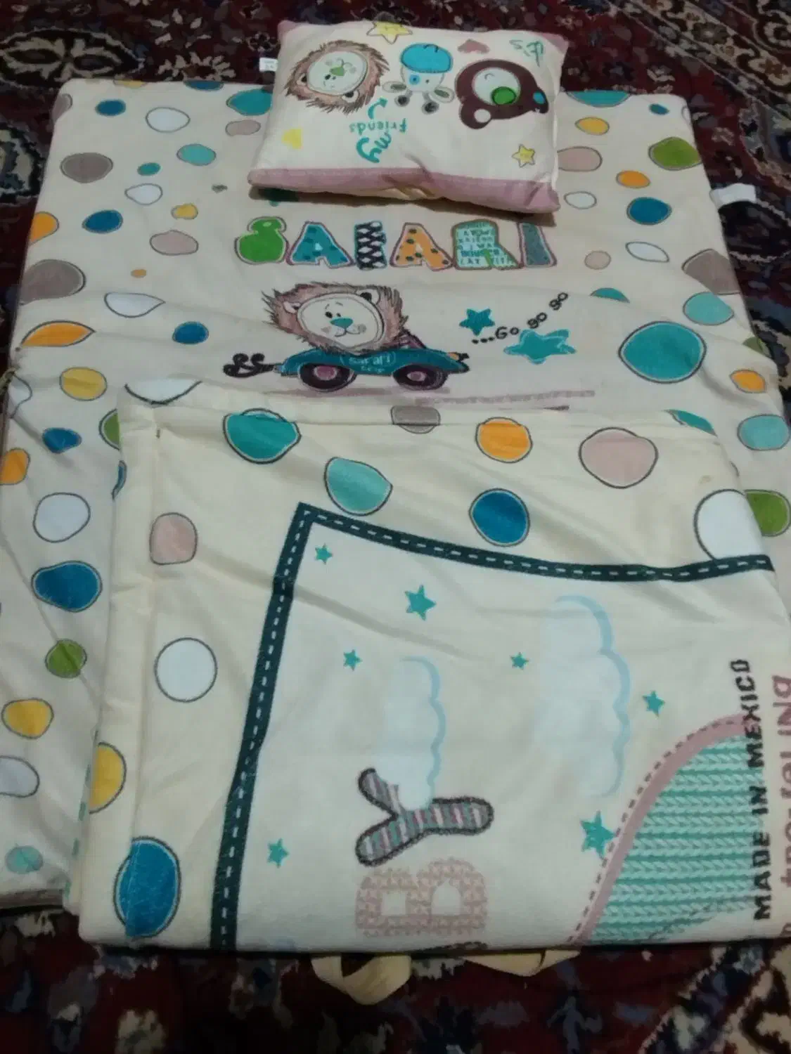 چندتا وسیله نوزادبصورت یکجا|کفش و لباس بچه|اردکان, |دیوار