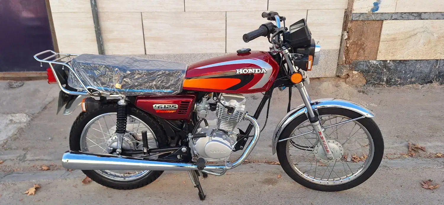 موتور احسان ۸۹ بکر کارمندی با بیمه یکساله|موتورسیکلت|شیراز, پانصد دستگاه ارتش|دیوار