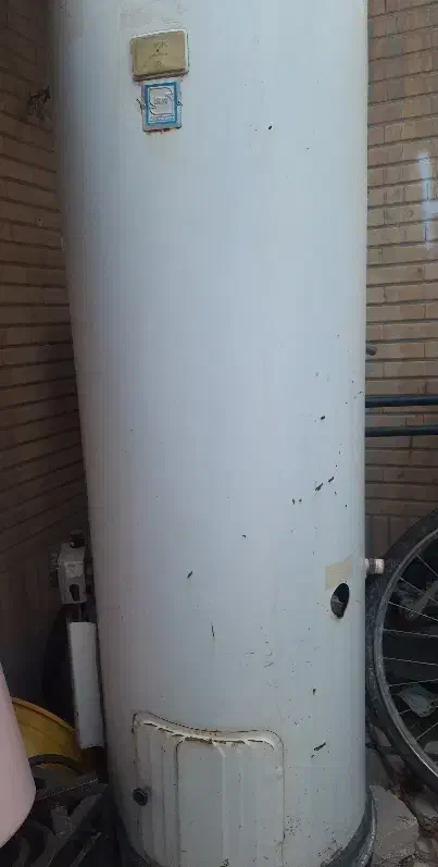 ابگرمکن مخزنی|آبگرمکن، پکیج، شوفاژ|شاهین‌شهر, شهرک گلدیس|دیوار