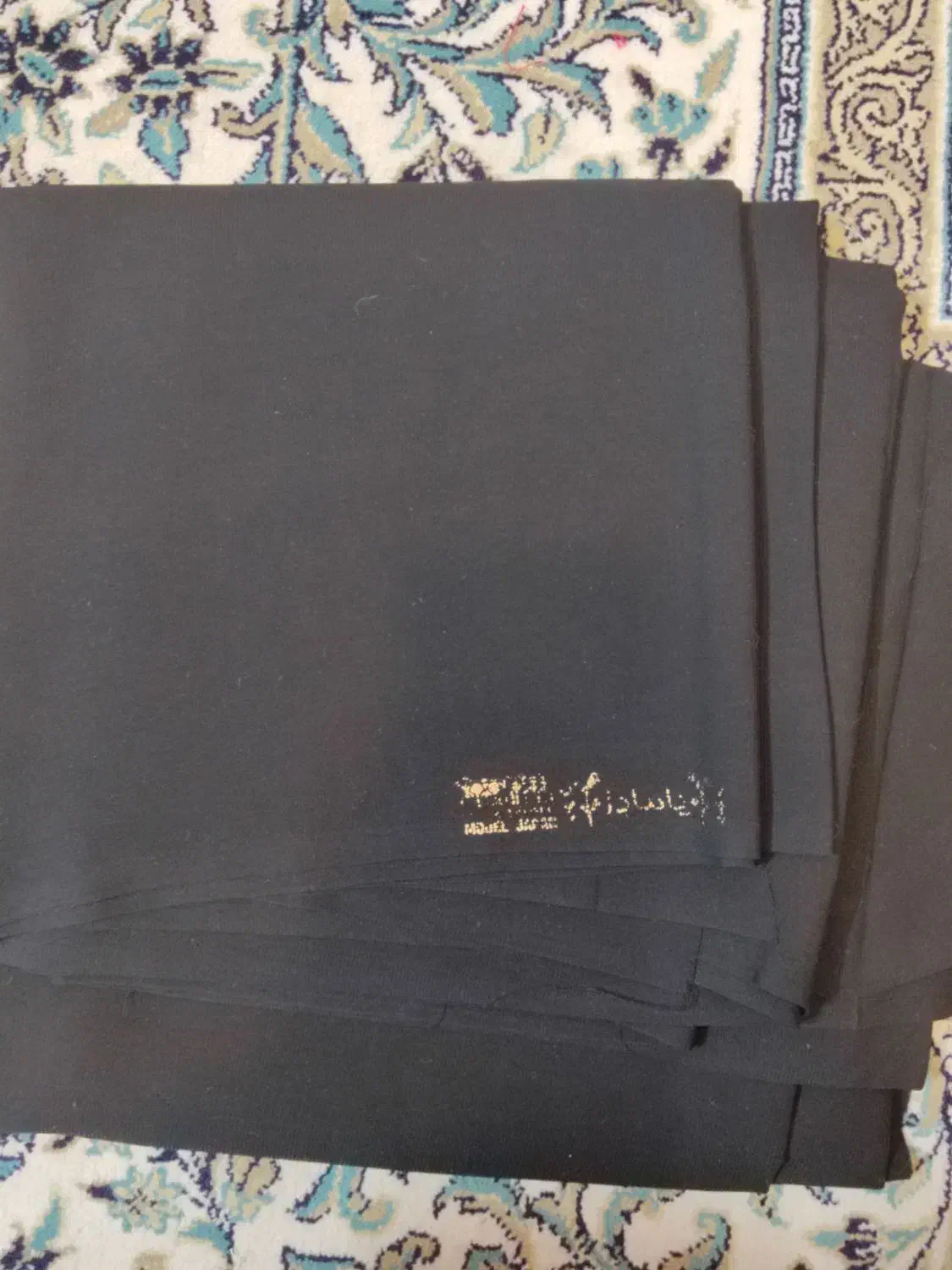 پارچه چادری و سجاده|لباس|شیراز, درکی|دیوار