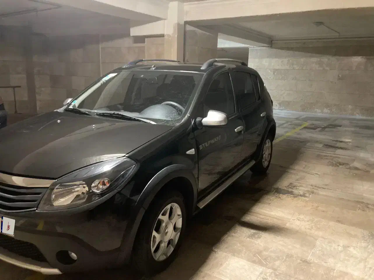 رنو استپ وی اتوماتیک ۹۸ مشکی|خودرو سواری و وانت|تهران, حسینآباد|دیوار