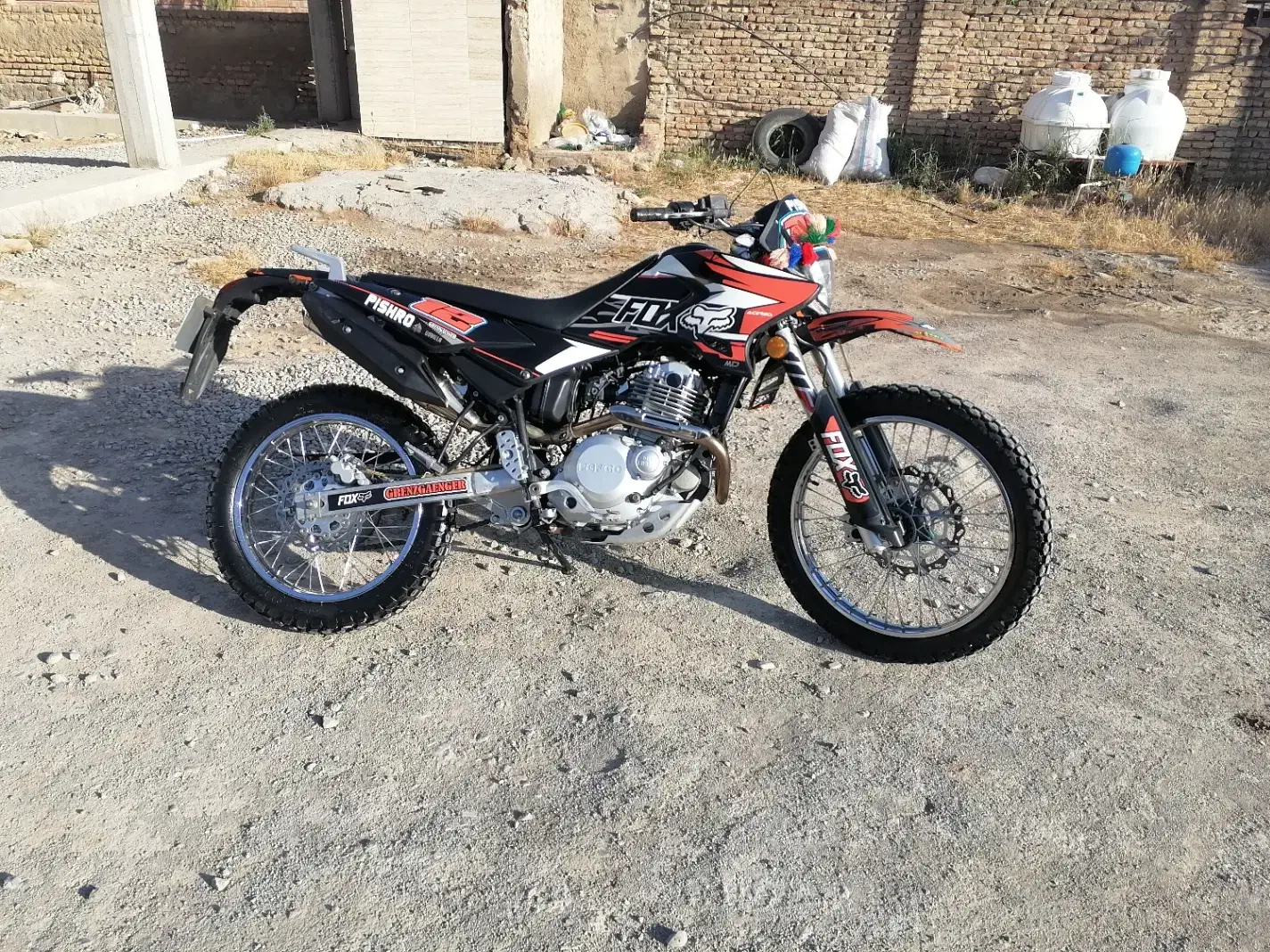 پیشرو گلد مدل 1400|موتورسیکلت|گمیشان, |دیوار