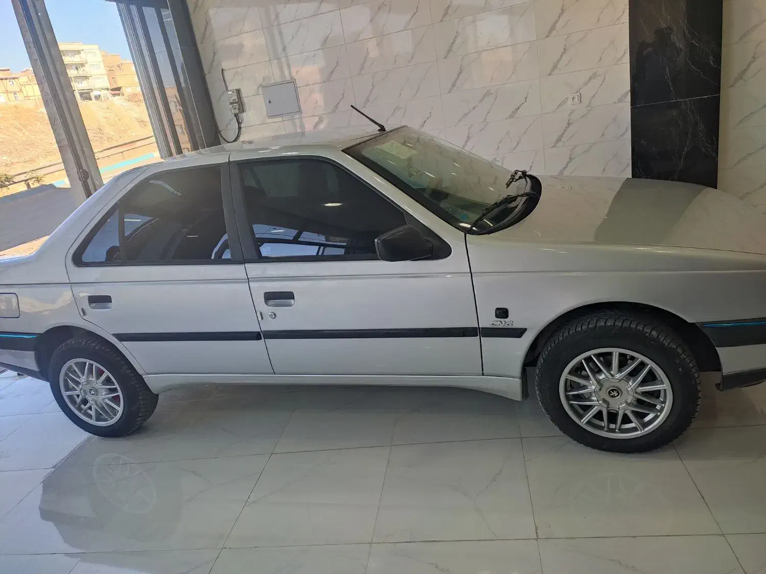 پژو 405دوگانه کارخانه|خودرو سواری و وانت|دیواندره, |دیوار