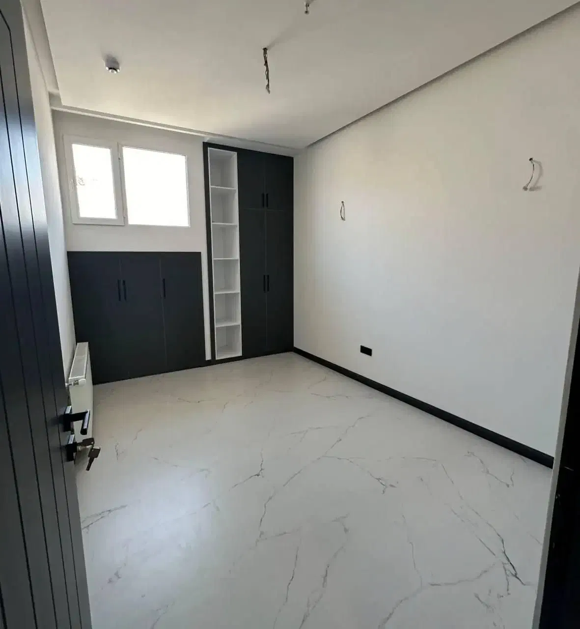 تاپ لوکیشن جنت آباد«۸۳ متر »۴ باغ /۳ ساله