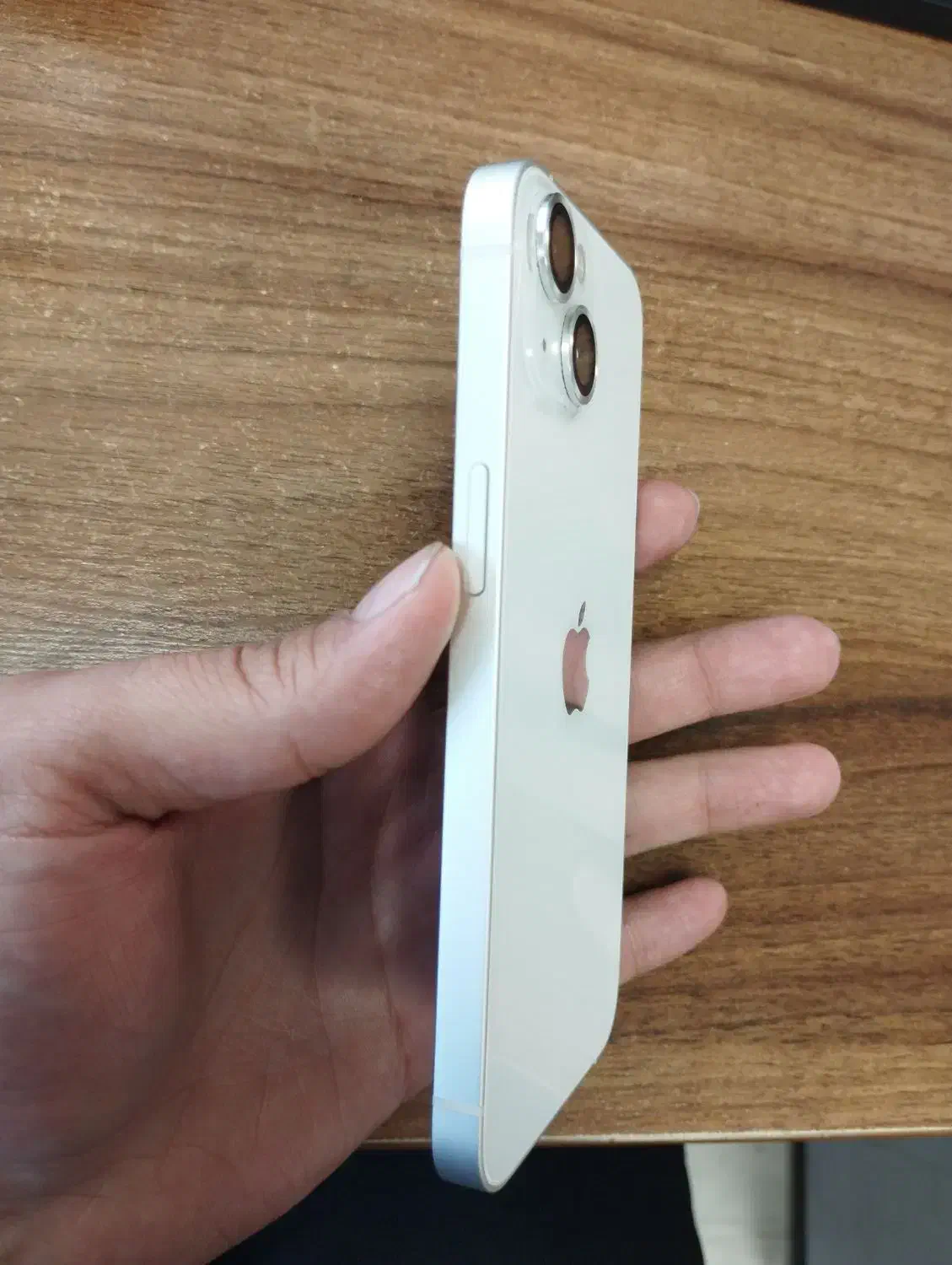 آیفون ۱۳ سفید باطری ۹۸ ۱۲۸گیگ|موبایل|دلیجان, |دیوار