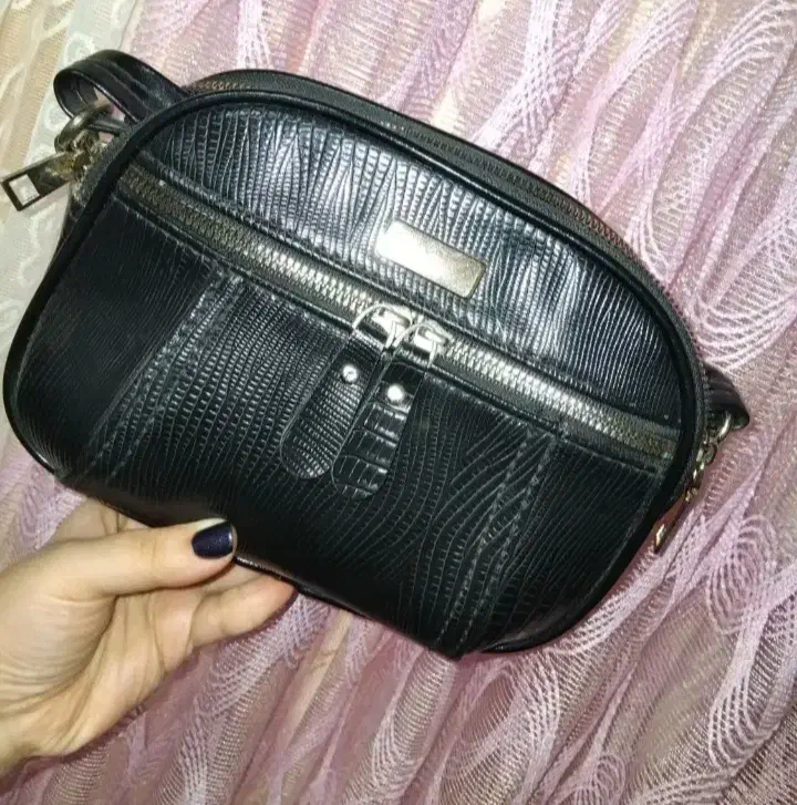 کیف دستی|کیف، کفش، کمربند|رشت, حمیدیان|دیوار