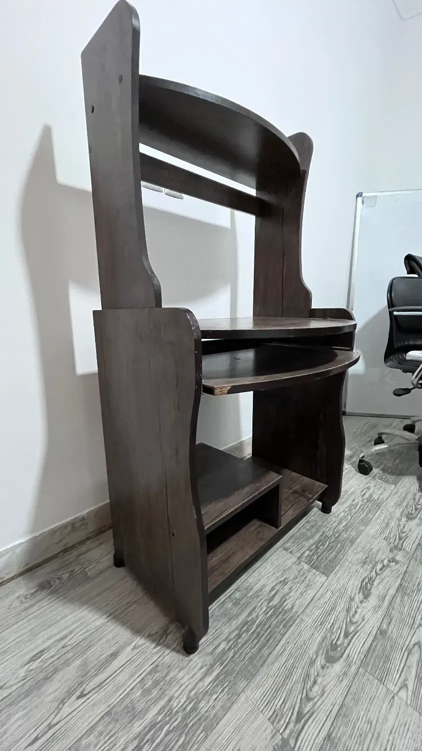 میز کامپیوتر جادار و کاربردی|میز تحریر و کامپیوتر|ساری, |دیوار