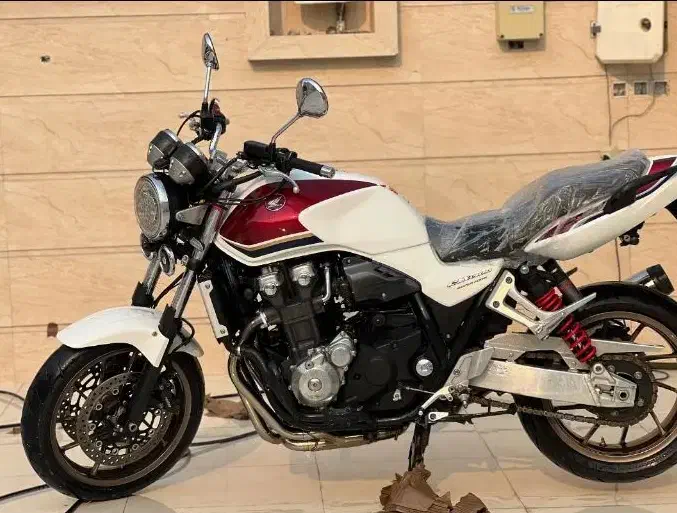 cb1300m2018|موتورسیکلت|تهران, سعادت‌آباد|دیوار