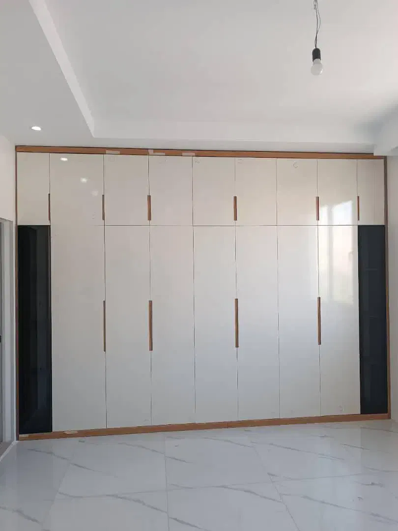نصاب کابینت و رگلاژ|خدمات پیشه و مهارت|زاهدان, |دیوار