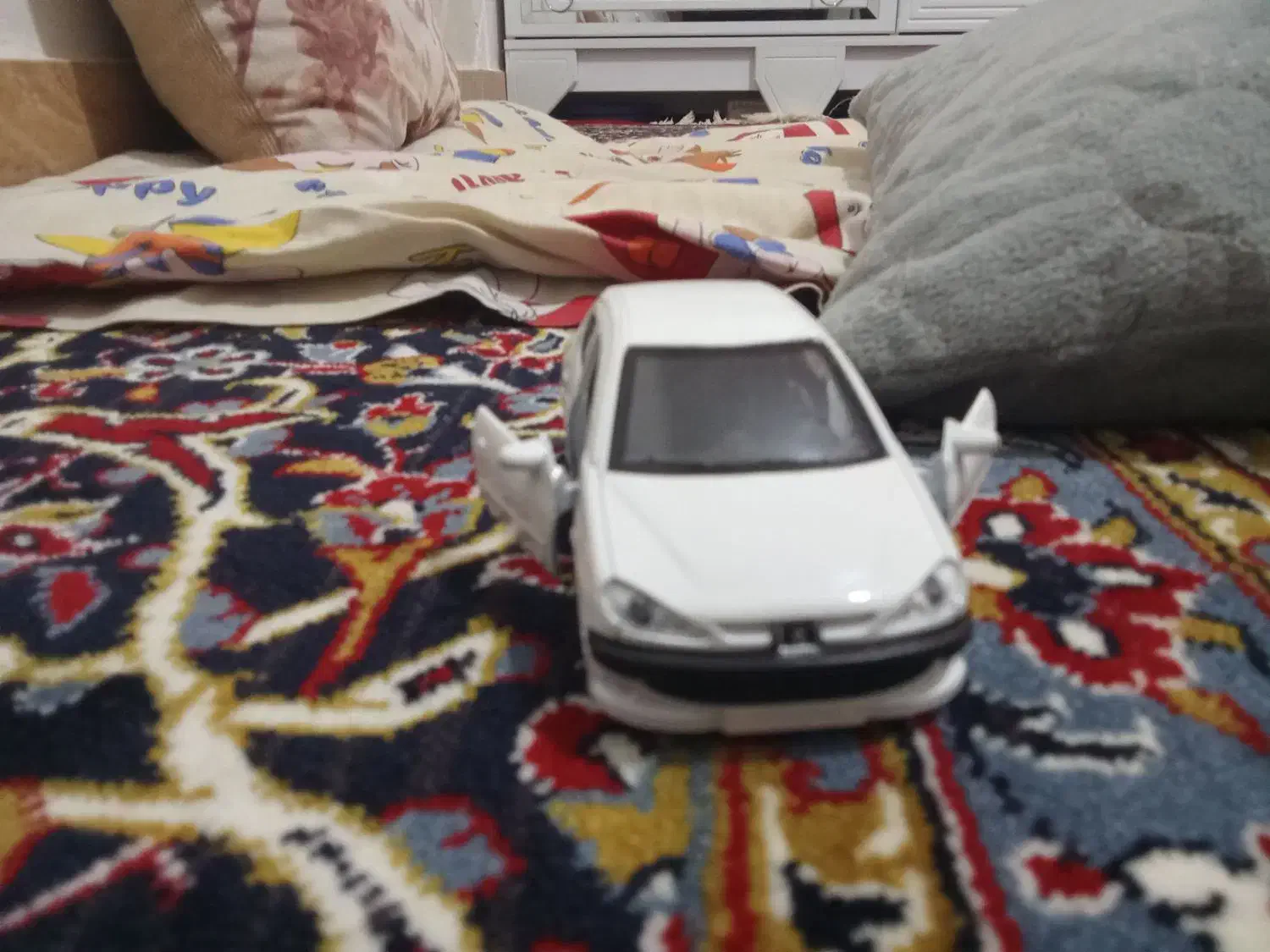 ۲۰۶|اسباب‌بازی بچه|نورآباد, |دیوار