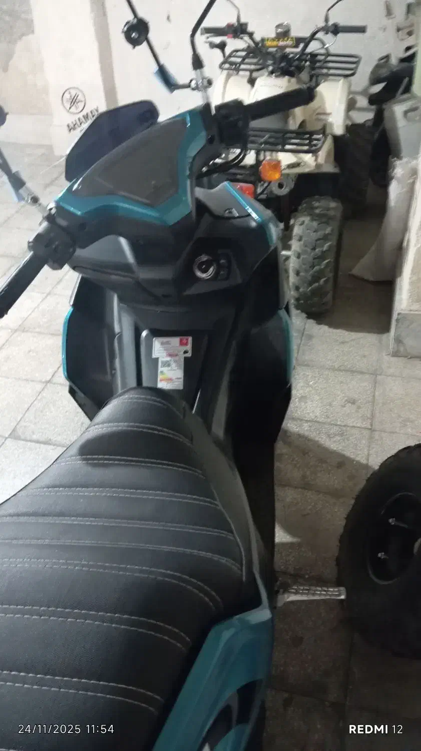 ایروکس ۱۵۰ شرکت پیشرو مدل ۱۴۰۴|موتورسیکلت|تهران, وحیدیه|دیوار